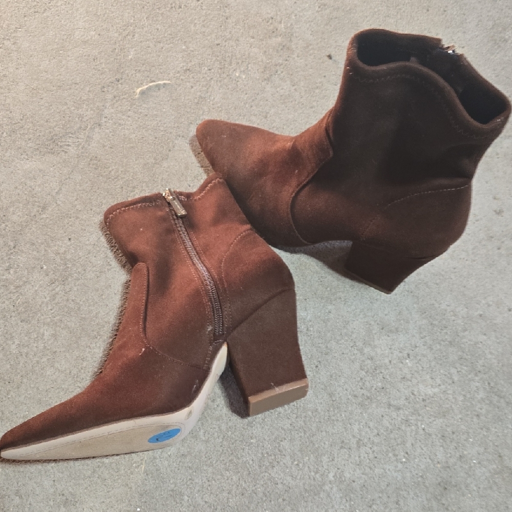 Elegant Brown Ankle Boots